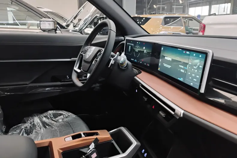 KGM Torres EVX din 2025 cu 2 km - oferta KGM207291 - foto 11