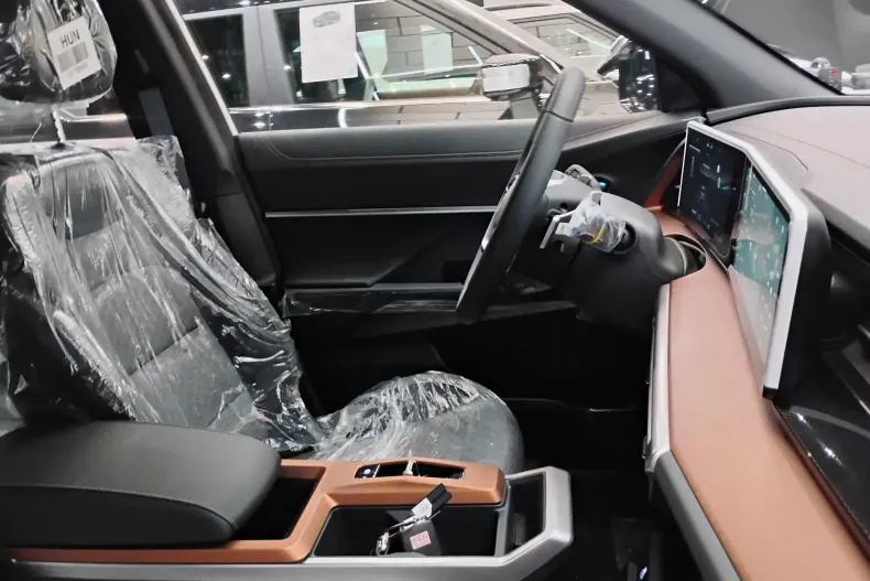 KGM Torres EVX din 2025 cu 2 km - oferta KGM207291 - foto 14