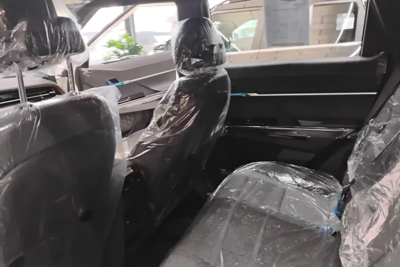 KGM Torres EVX din 2025 cu 2 km - oferta KGM207291 - foto 18