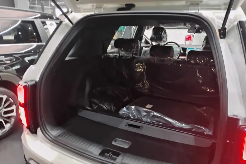 KGM Torres EVX din 2025 cu 2 km - oferta KGM207291 - foto 25