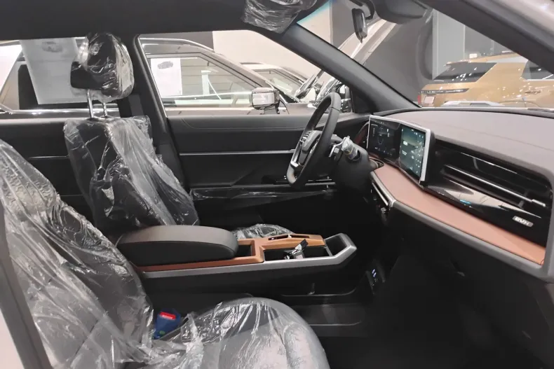 KGM Torres EVX din 2025 cu 2 km - oferta KGM207291 - foto 30