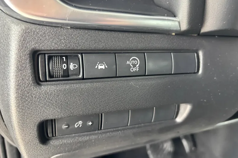 Nissan Qashqai din 2023 cu 61.000 km - oferta NIS207296 - foto 22