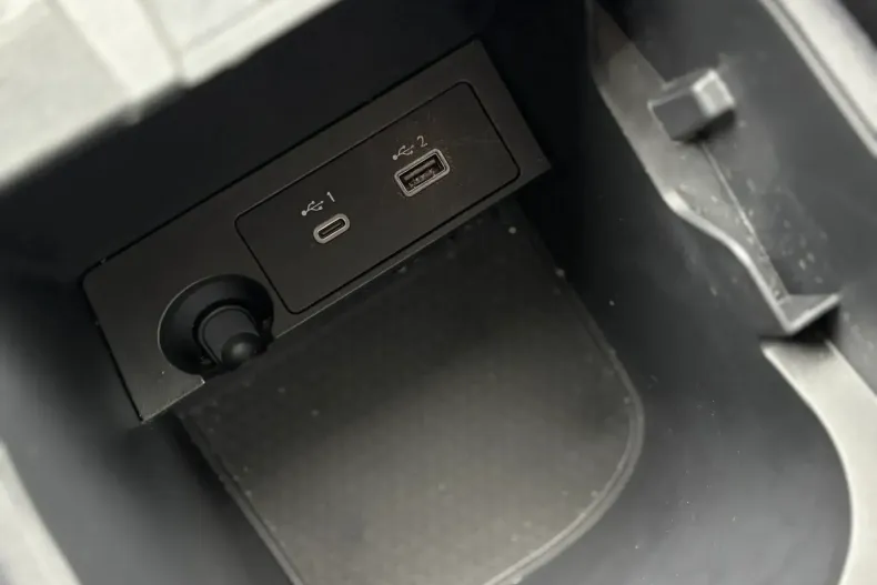 Nissan Qashqai din 2023 cu 61.000 km - oferta NIS207296 - foto 28