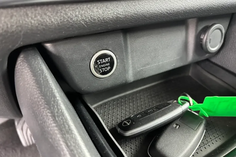 Nissan Qashqai din 2023 cu 61.000 km - oferta NIS207296 - foto 29