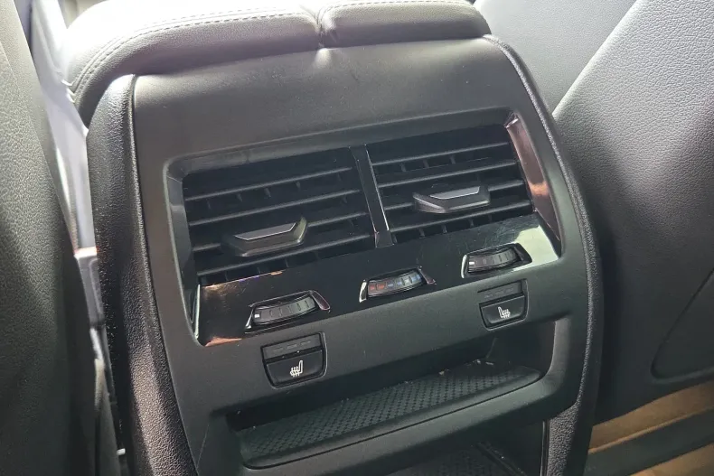 BMW X6 M (Seria X) din 2024 cu 32.800 km - oferta BMW207315 - foto 21