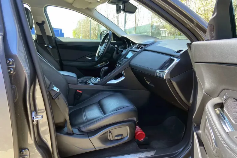 Jaguar E-Pace din 2020 cu 95.700 km - oferta JAG207317 - foto 18