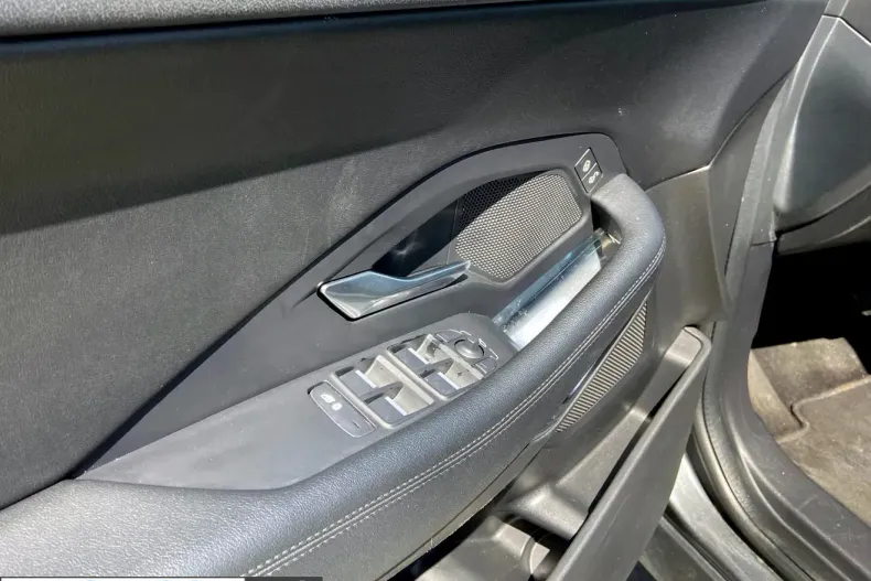 Jaguar E-Pace din 2020 cu 95.700 km - oferta JAG207317 - foto 24