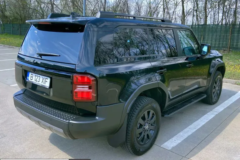 Toyota Land Cruiser din 2025 cu 18.516 km - oferta TOY207318 - foto 9