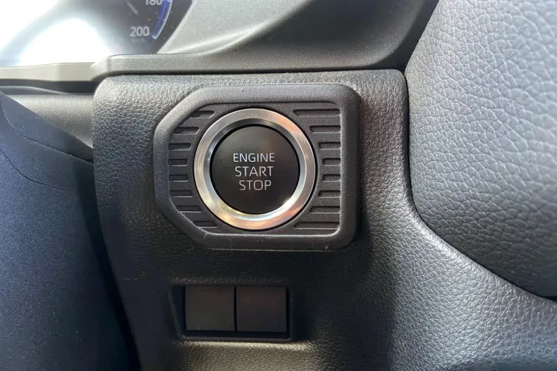 Toyota Land Cruiser din 2025 cu 18.516 km - oferta TOY207318 - foto 29