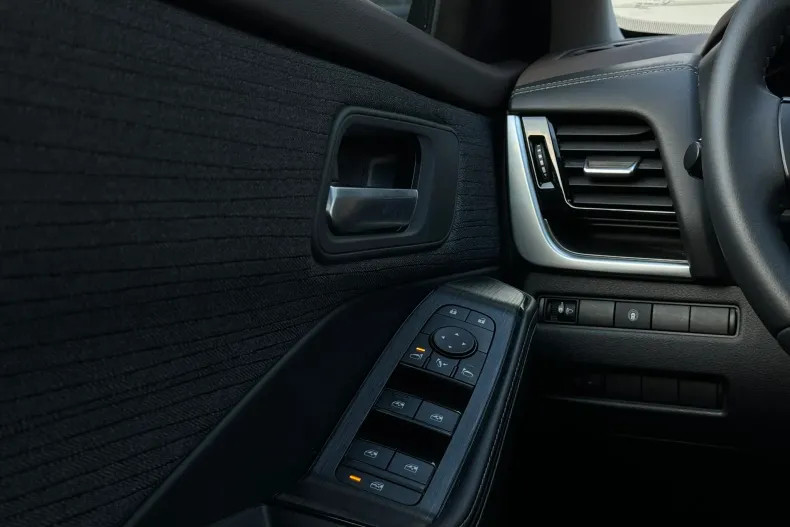 Nissan X-Trail din 2023 cu 88.800 km - oferta NIS207319 - foto 22