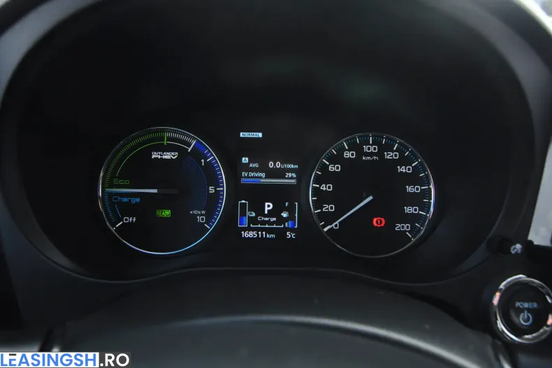 Mitsubishi Outlander din 2020 cu 168.520 km - oferta MIT207321 - foto 19