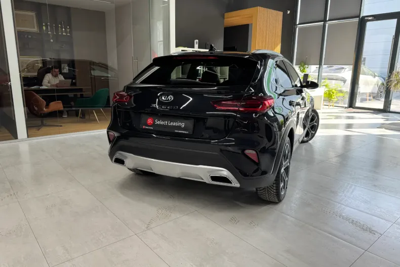 Kia XCeed din 2021 cu 46.614 km - oferta KIA207323 - foto 2