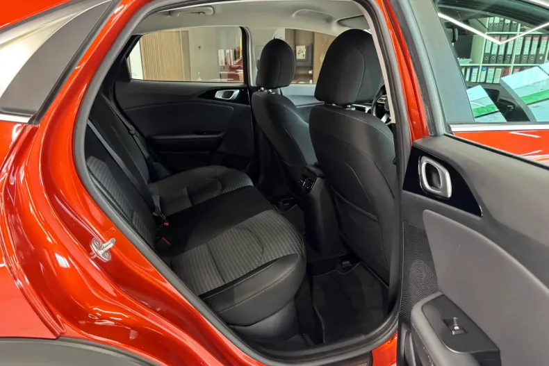 Kia XCeed din 2022 cu 60.526 km - oferta KIA207325 - foto 11