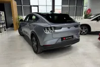 Ford Mustang Mach-E din 2022 cu 72.637 km - oferta FOR207326 - foto 4
