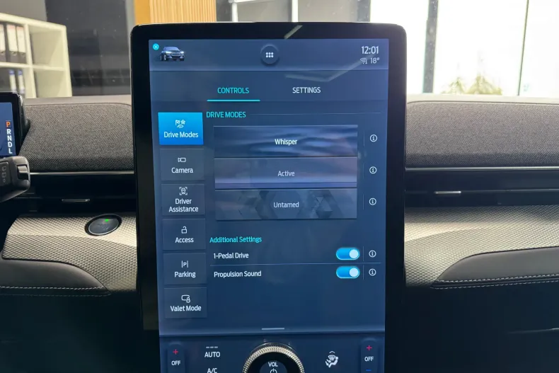 Ford Mustang Mach-E din 2022 cu 72.637 km - oferta FOR207326 - foto 6