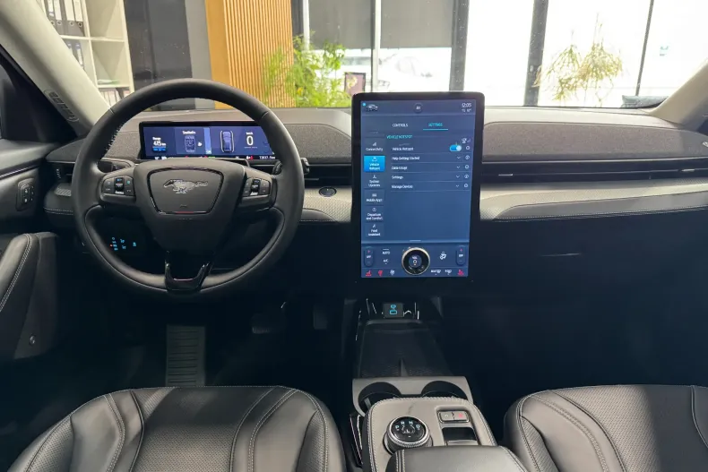 Ford Mustang Mach-E din 2022 cu 72.637 km - oferta FOR207326 - foto 17