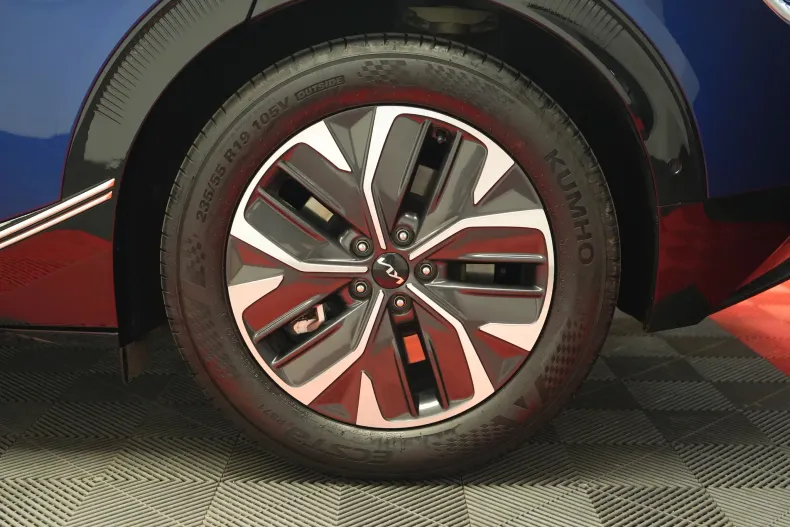 Kia EV6 din 2023 cu 41.000 km - oferta KIA207329 - foto 8