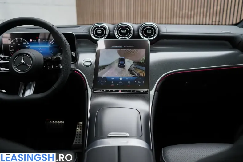 Mercedes-Benz GLC 300 (Clasa GLC) din 2023 cu 17.950 km - oferta MER207334 - foto 11