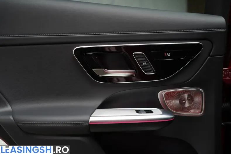 Mercedes-Benz GLC 300 (Clasa GLC) din 2023 cu 17.950 km - oferta MER207334 - foto 25