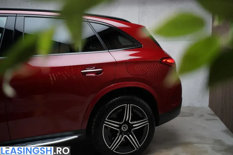 Mercedes-Benz GLC 300 (Clasa GLC) din 2023 cu 17.950 km - oferta MER207334 - foto 30