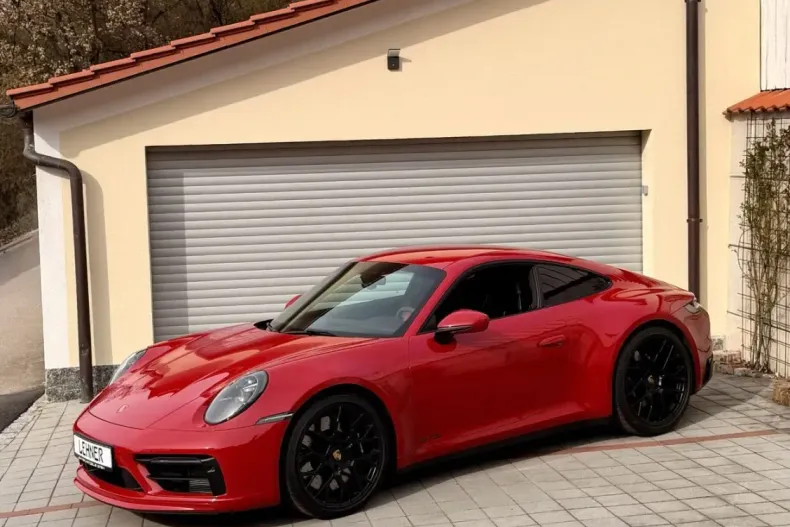 Porsche 992 din 2022 cu 11.700 km - oferta POR207335 - foto 1