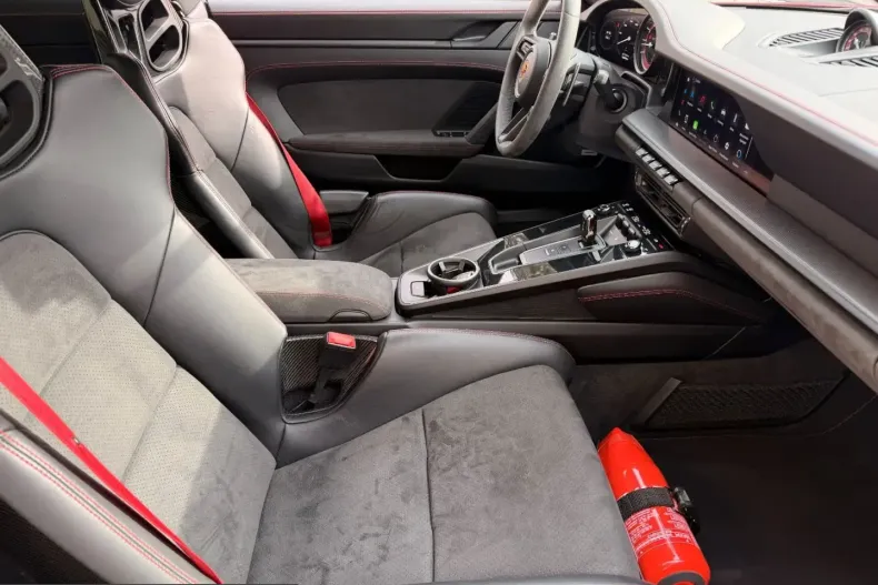 Porsche 992 din 2022 cu 11.700 km - oferta POR207335 - foto 19