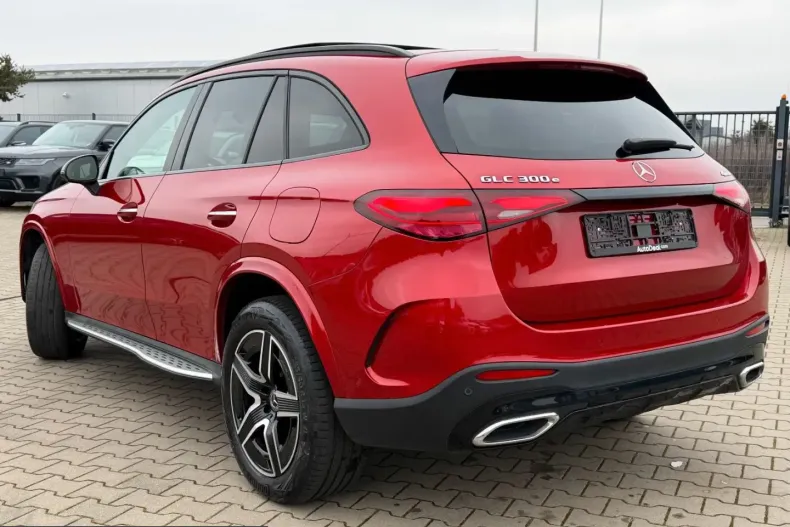 Mercedes-Benz GLC 300 (Clasa GLC) din 2023 cu 37.278 km - oferta MER207336 - foto 6