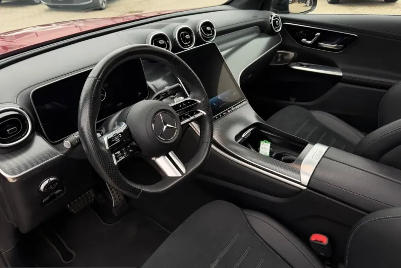 Mercedes-Benz GLC 300 (Clasa GLC) din 2023 cu 37.278 km - oferta MER207336 - foto 8