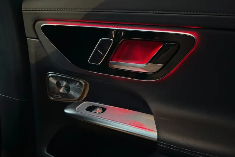 Mercedes-Benz GLC 300 (Clasa GLC) din 2023 cu 37.278 km - oferta MER207336 - foto 14