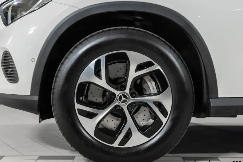 Mercedes-Benz GLC 300 (Clasa GLC) din 2023 cu 40.000 km - oferta MER207339 - foto 7