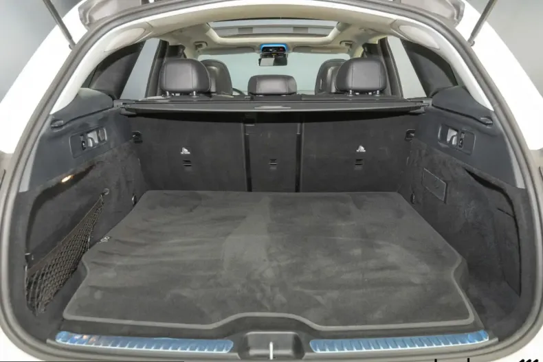 Mercedes-Benz GLC 300 (Clasa GLC) din 2023 cu 40.000 km - oferta MER207339 - foto 9