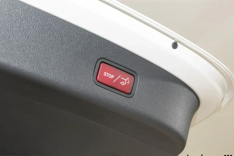 Mercedes-Benz GLC 300 (Clasa GLC) din 2023 cu 40.000 km - oferta MER207339 - foto 10