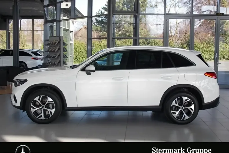 Mercedes-Benz GLC 300 (Clasa GLC) din 2023 cu 42.350 km - oferta MER207340 - foto 5