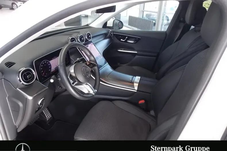 Mercedes-Benz GLC 300 (Clasa GLC) din 2023 cu 42.350 km - oferta MER207340 - foto 6