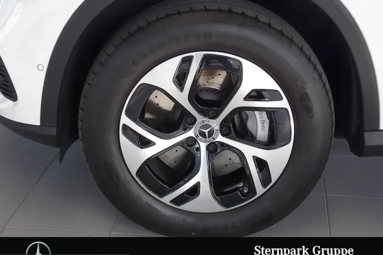 Mercedes-Benz GLC 300 (Clasa GLC) din 2023 cu 42.350 km - oferta MER207340 - foto 16