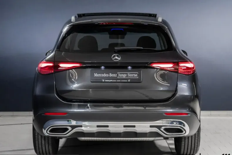 Mercedes-Benz GLC 200 (Clasa GLC) din 2024 cu 4.214 km - oferta MER207342 - foto 6