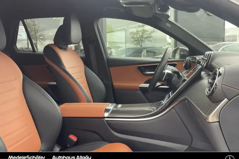 Mercedes-Benz GLC 220 (Clasa GLC) din 2025 cu 18.430 km - oferta MER207343 - foto 13