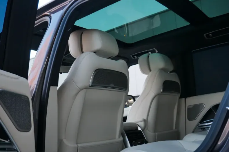 Land Rover Range Rover din 2022 cu 74.000 km - oferta LAN207351 - foto 9