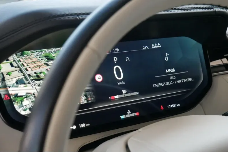 Land Rover Range Rover din 2022 cu 74.000 km - oferta LAN207351 - foto 18