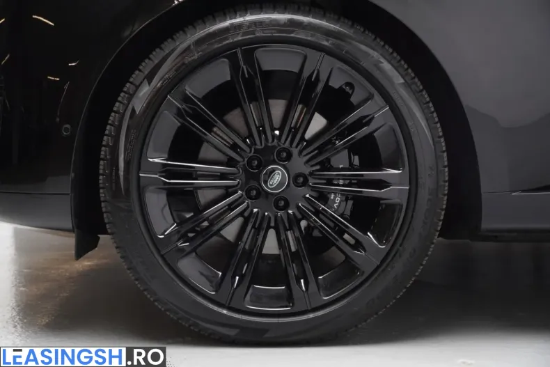 Land Rover Range Rover din 2024 cu 8.500 km - oferta LAN207353 - foto 9