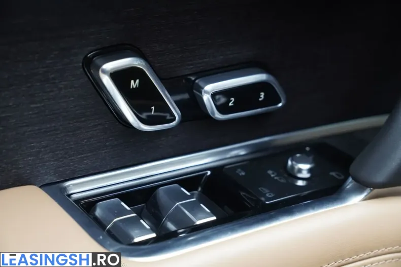 Land Rover Range Rover din 2024 cu 8.500 km - oferta LAN207353 - foto 31