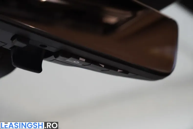 Land Rover Range Rover din 2024 cu 8.500 km - oferta LAN207353 - foto 36