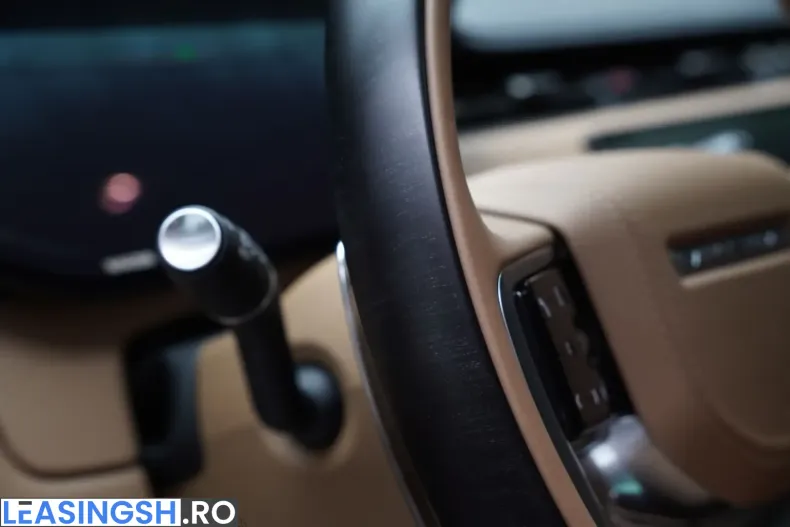 Land Rover Range Rover din 2024 cu 8.500 km - oferta LAN207353 - foto 38