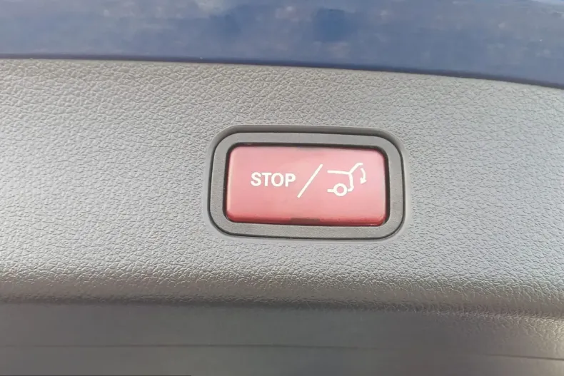 Mercedes-Benz GLC 200 (Clasa GLC) din 2023 cu 56.566 km - oferta MER207354 - foto 7