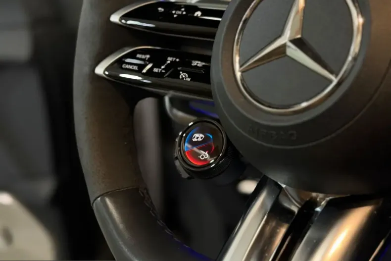 Mercedes-Benz SL 63 AMG (Clasa SL) din 2024 cu 19.900 km - oferta MER207359 - foto 26