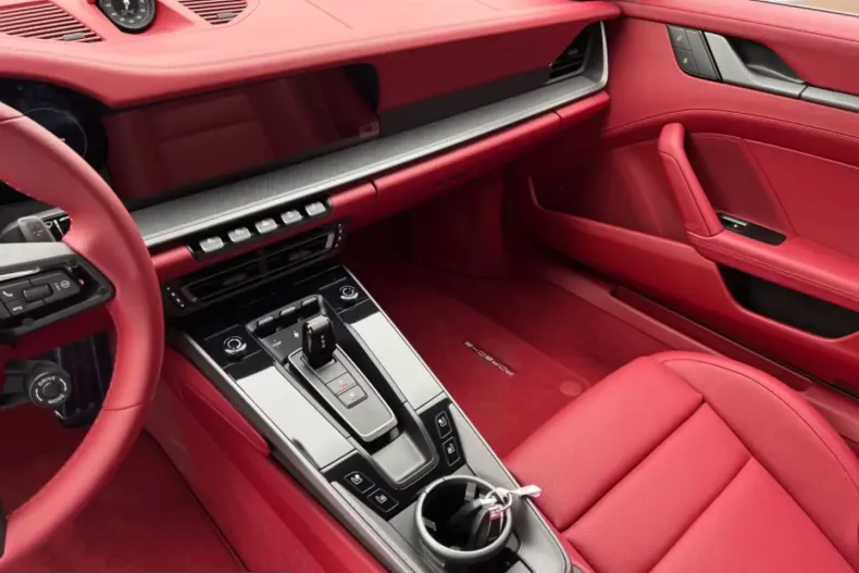 Porsche 992 din 2025 cu 450 km - oferta POR207360 - foto 12