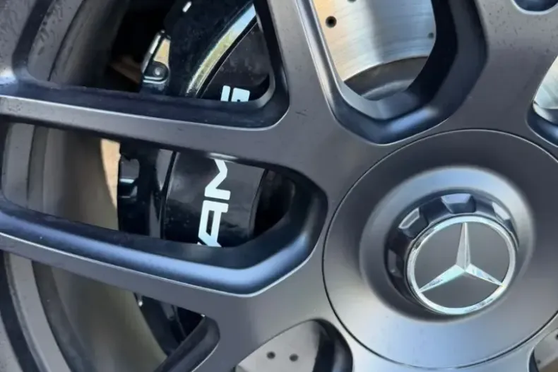 Mercedes-Benz G 63 AMG (Clasa G) din 2025 cu 7.400 km - oferta MER207361 - foto 6