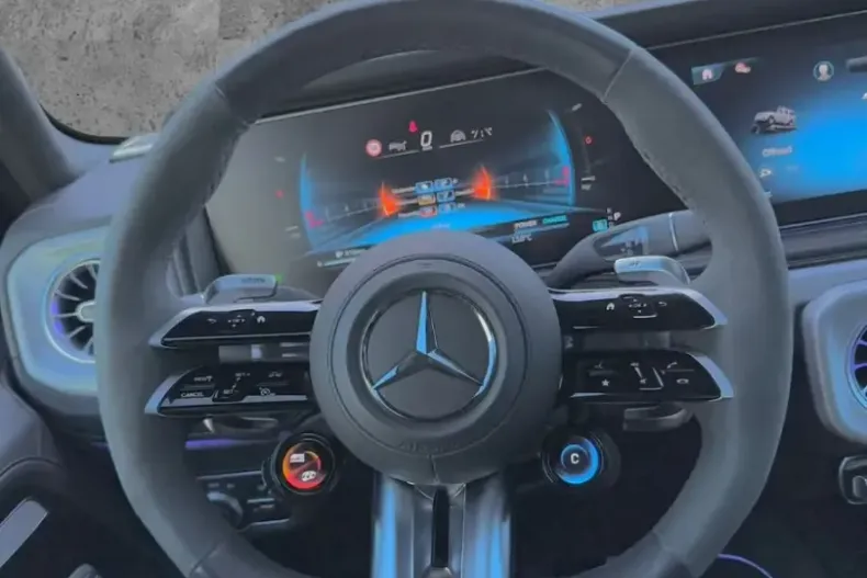 Mercedes-Benz G 63 AMG (Clasa G) din 2025 cu 7.400 km - oferta MER207361 - foto 10