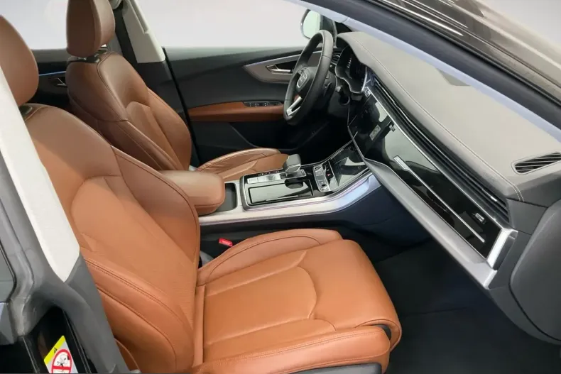 Audi Q8 din 2023 cu 74.110 km - oferta AUD207369 - foto 8