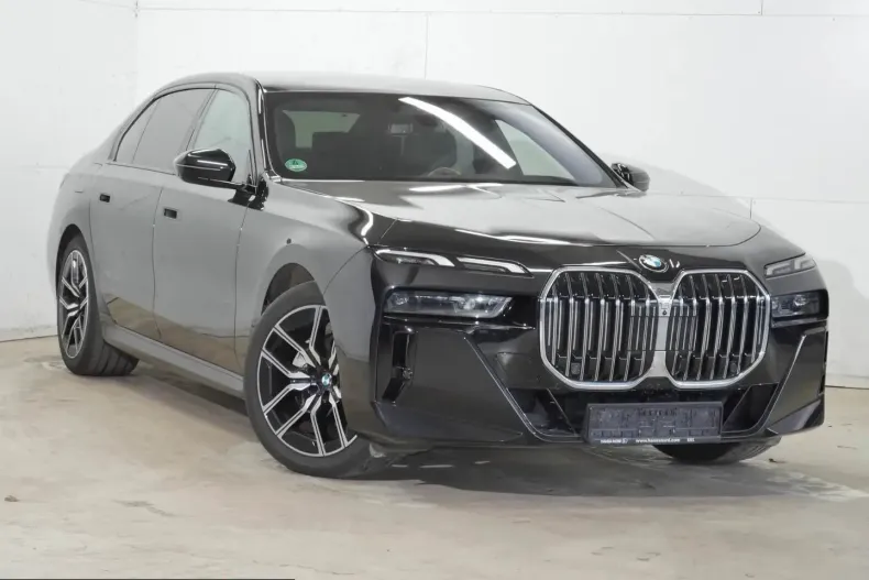 BMW 740 (Seria 7) din 2024 cu 32.308 km - oferta BMW207370 - foto 2